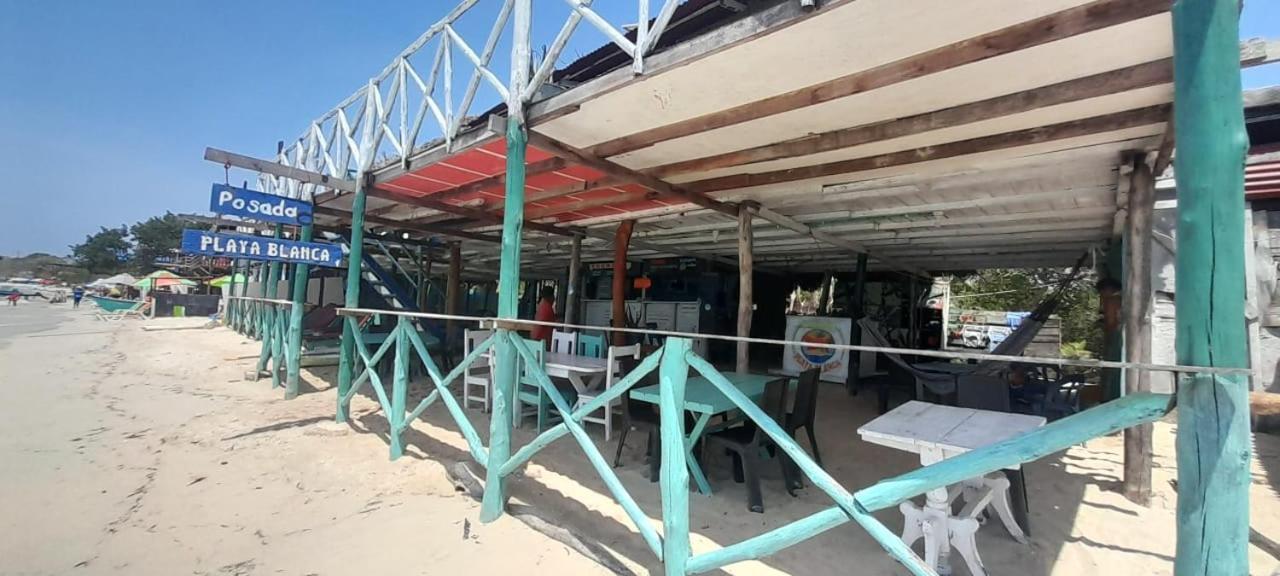 Hostal Playa Blanca Esterno foto